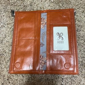 Taylor HOBO wallet, pretty burnt orange color. Only used once. Beautiful!!